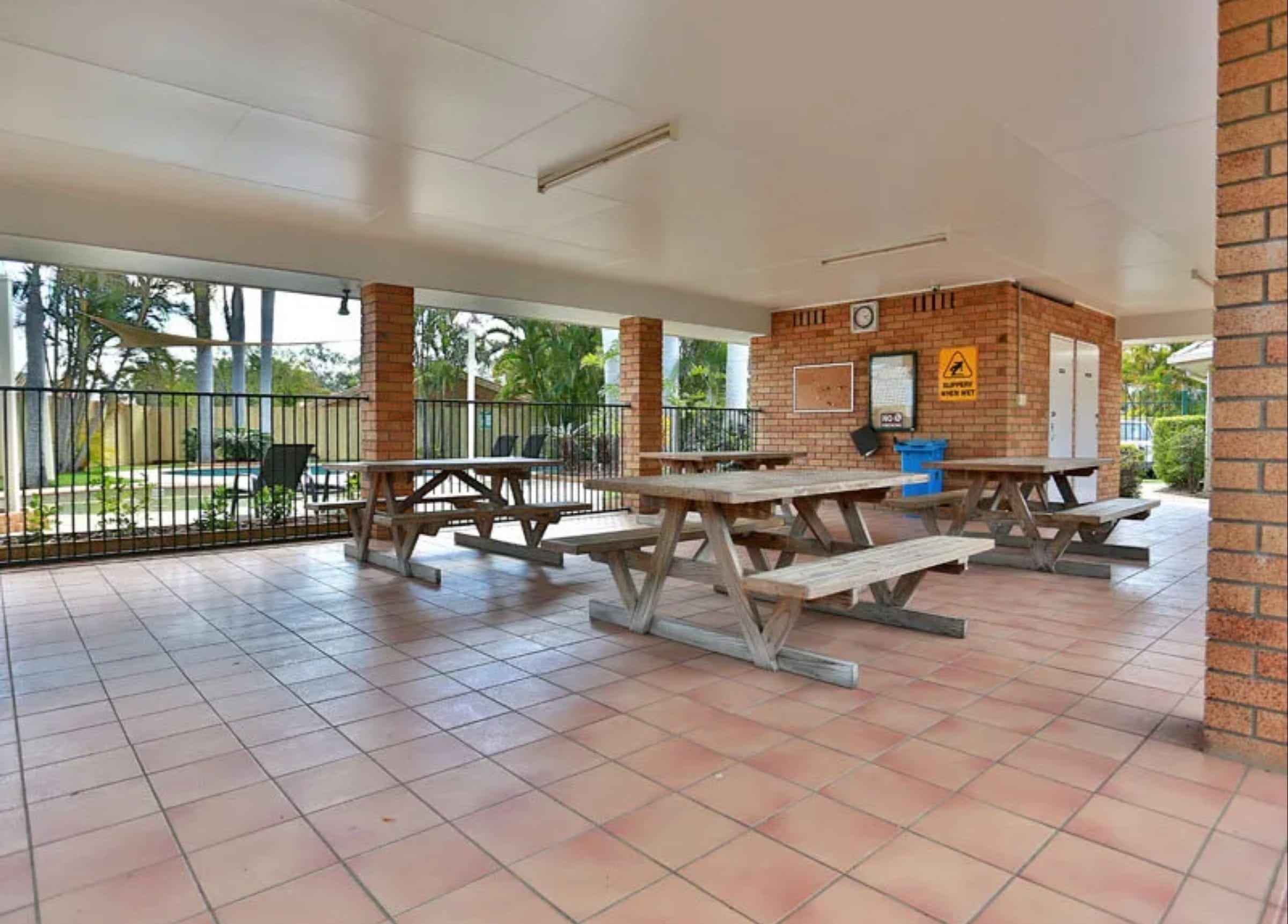 64bdb7ea-e51a-442f-bfd6-7262d75ee8d8-Zillmere-4