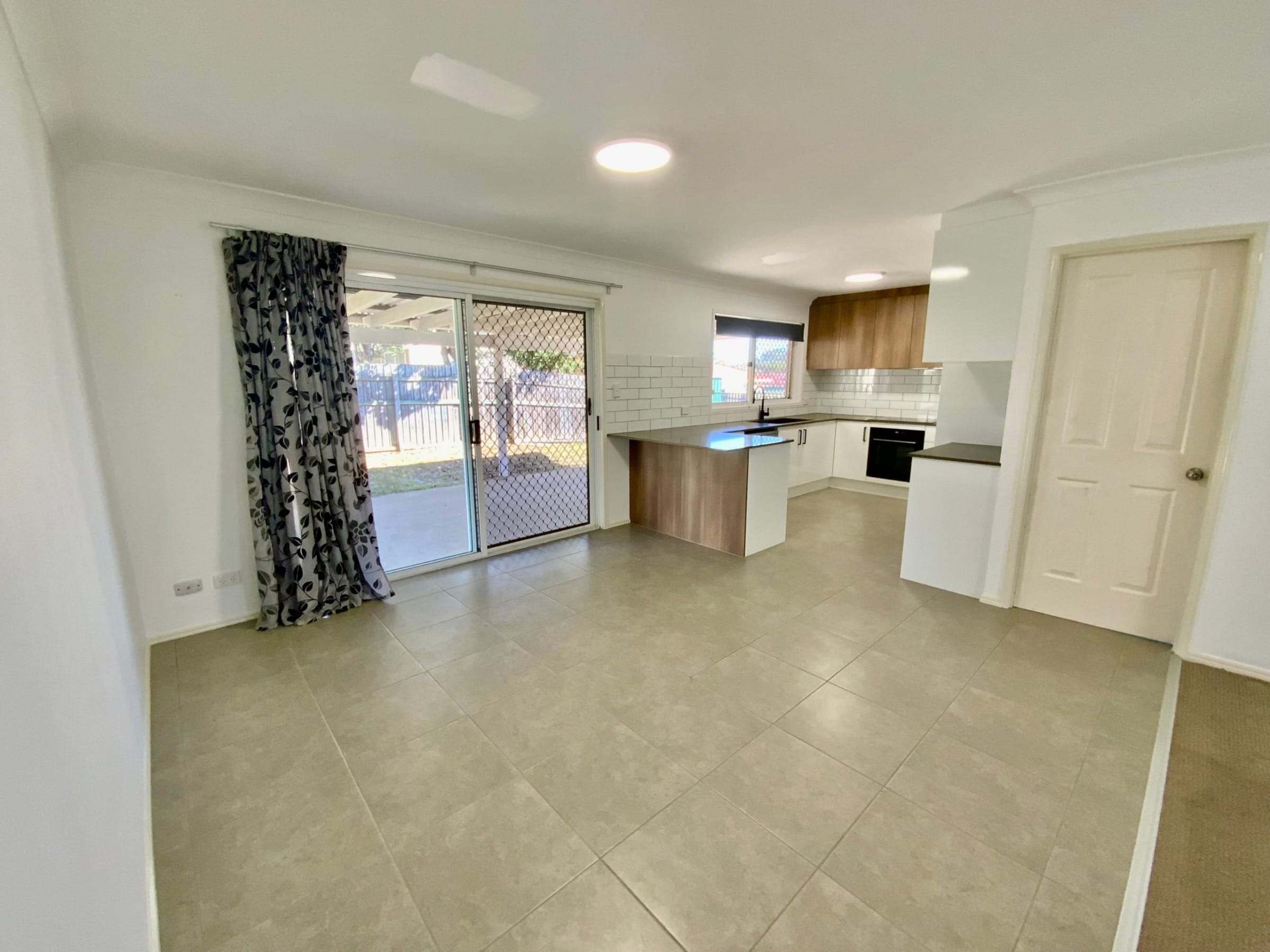 64b8963d-bc99-42d3-a3e8-f9121f83f42f-Regents-Park-2