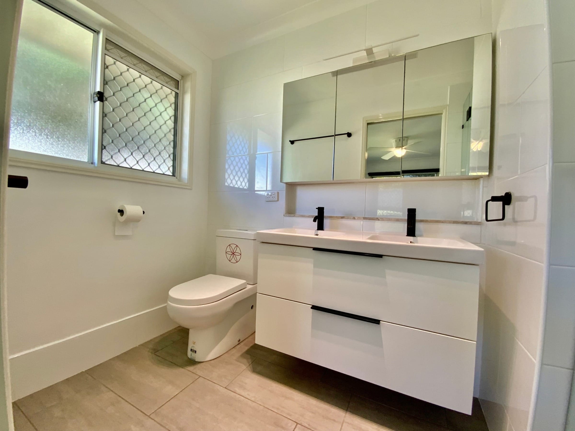 64b8963d-bc99-42d3-a3e8-f9121f83f42f-Regents-Park-7